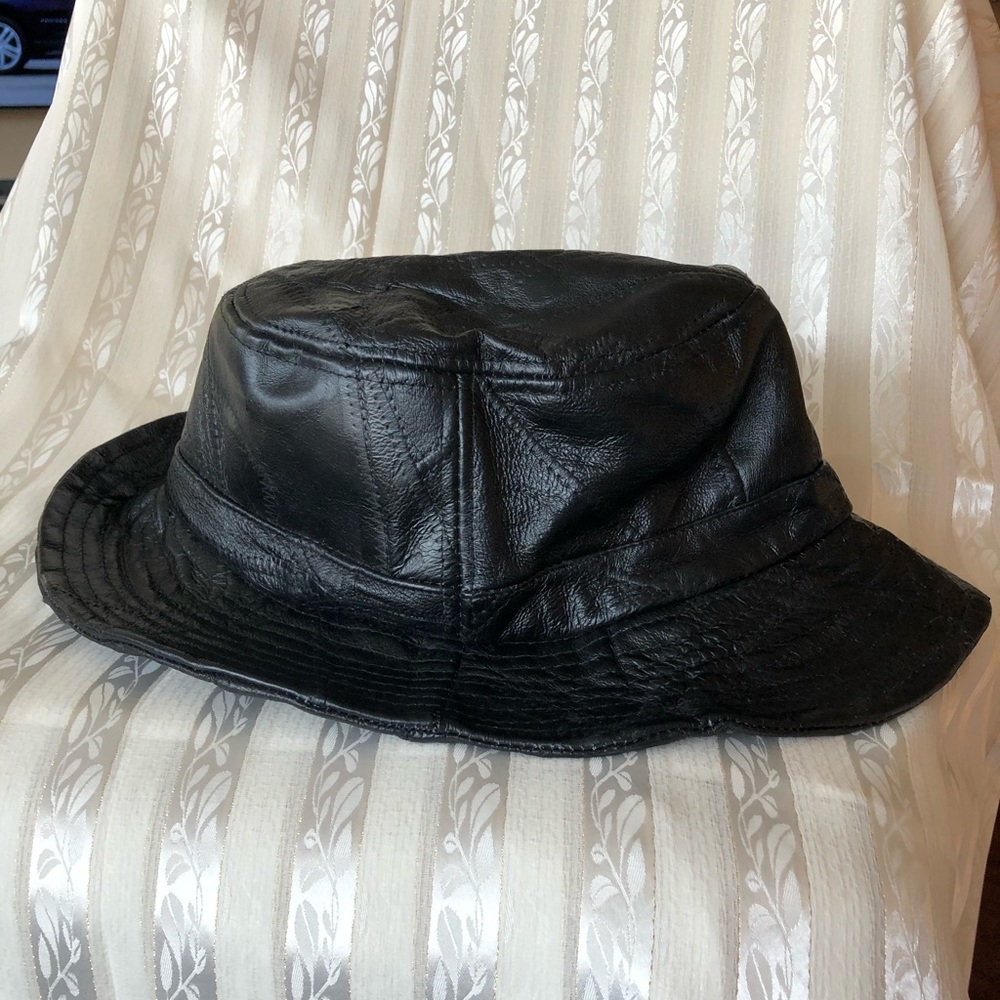 Men’s Leather Hat